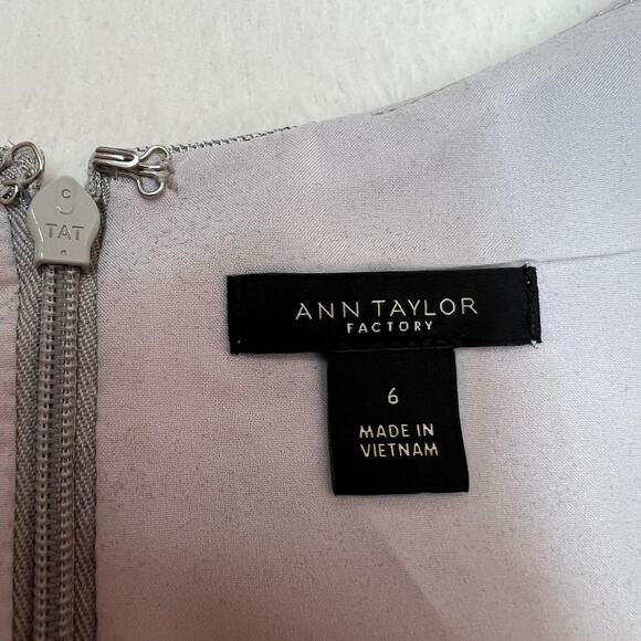 Ann Taylor Factory Light Gray Square Neck Tank Dress Sz L Knee Length Back Zip - Picture 4 of 9